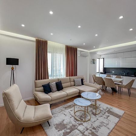 Lux Apartment At Arlis Tirana Eksteriør billede